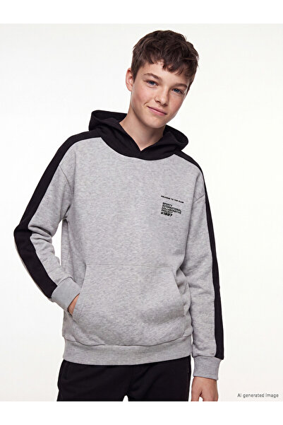 LC Waikiki Lcw Kids Slogan Printed Boys' Sweatshirt