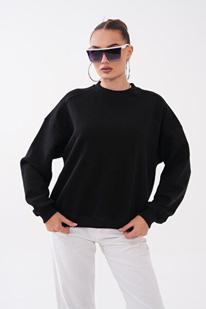 Mega Life Basic Three-Yarn Sweat with Shoulder Detail