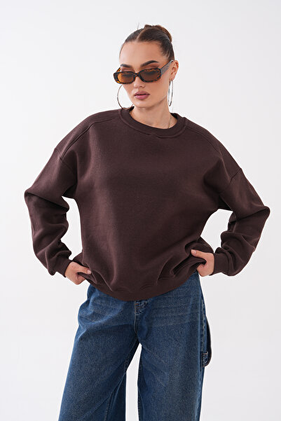 Mega Life Basic Three-Yarn Sweat with Shoulder Detail