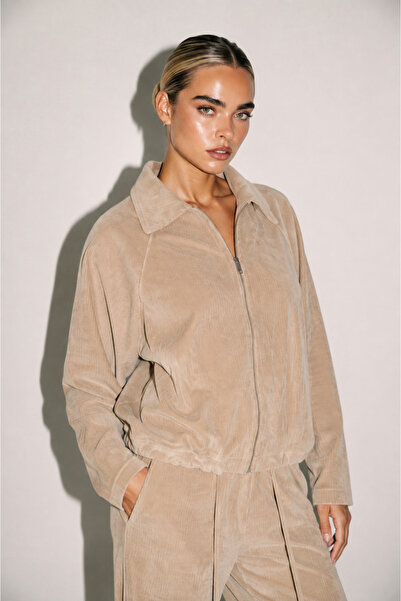 Amia&Co. Beige Velvet Zippered Double Tracksuit Set