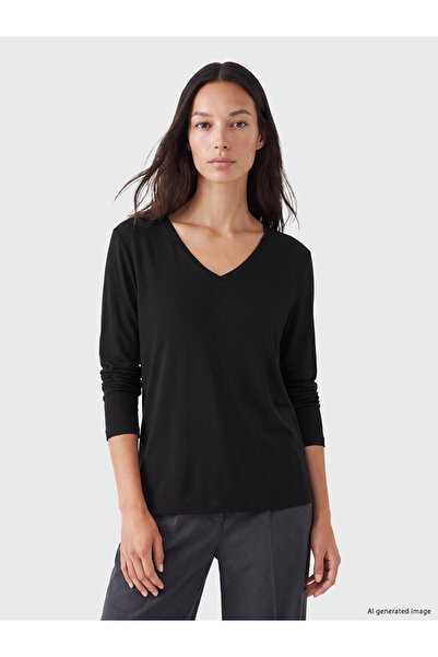 LC Waikiki Peak New Season Black V-Neck Women's T-Shirt