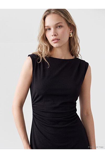LC Waikiki Rmz Gi̇yi̇m Farkiyla Zero Roba Collar Gathered Dress