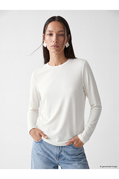 LC Waikiki Rmz Gi̇yi̇m Farkiyla Zero Roba Yaka Soft Touch Women's T-Shirt