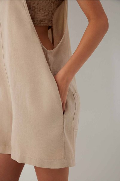 İpekçi Otantik Linoflow Strappy Linen Tencel Short Jumpsuit Mink