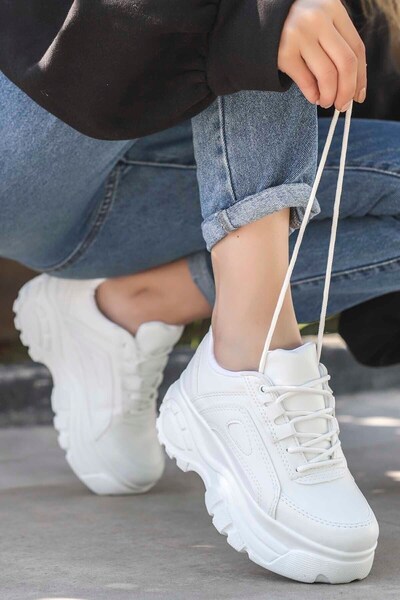 ALTUNTAŞ Women's 5 cm Thick Sole Sneaker Detailed Casual Sports Shoes - White