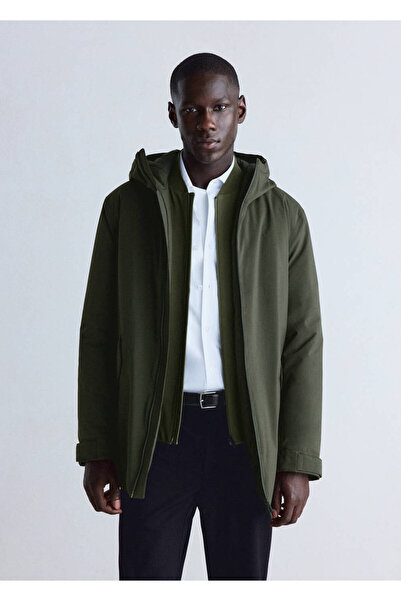 MANGO Man Su itici, Thermore® dolgulu, katlanabilir parka