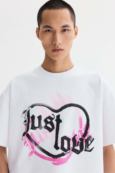 H&M Oversized Fit Heat Reactive Printed T-shirt