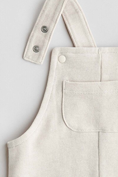 H&M Sweatshirt dungaree shorts