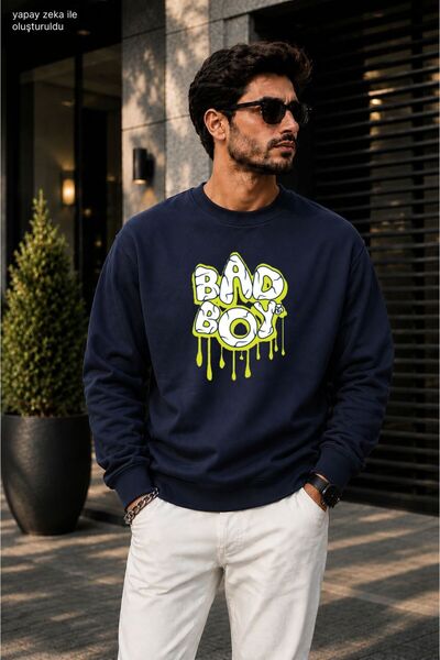 caddekombin سويت شيرت رجالي كاجوال برقبة دائرية وطبعة جرافيتي من Bad Boy
