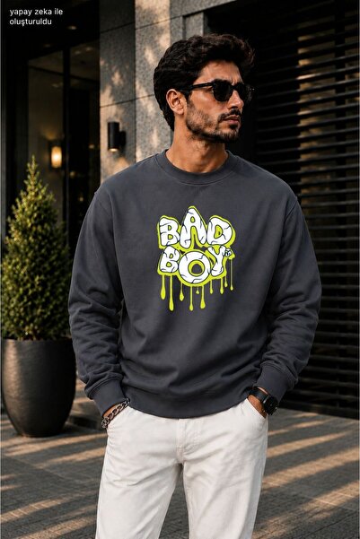 caddekombin سويت شيرت رجالي كاجوال برقبة دائرية وطبعة جرافيتي من Bad Boy