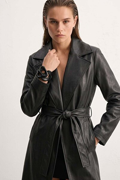 BARRELS AND OIL Women's Leather Look Trench Coat - Black