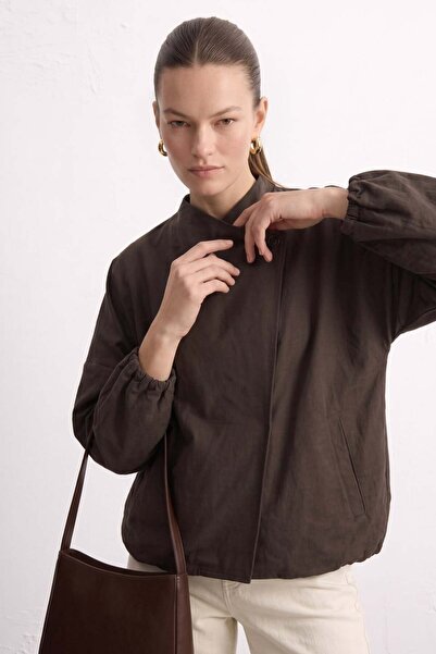 BARRELS AND OIL Women's Stand Collar Side Buttoned Bomber Jacket - Bitter Brown