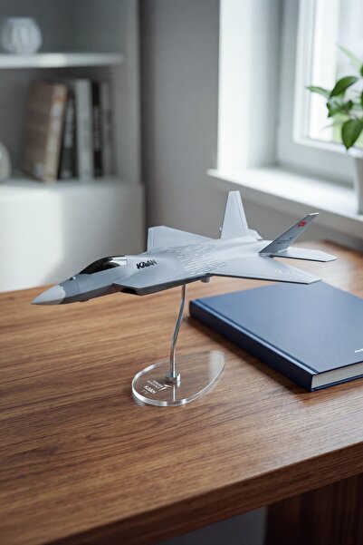 TUSAŞ KAAN 1/72 ÖLÇEKLİ MAKET