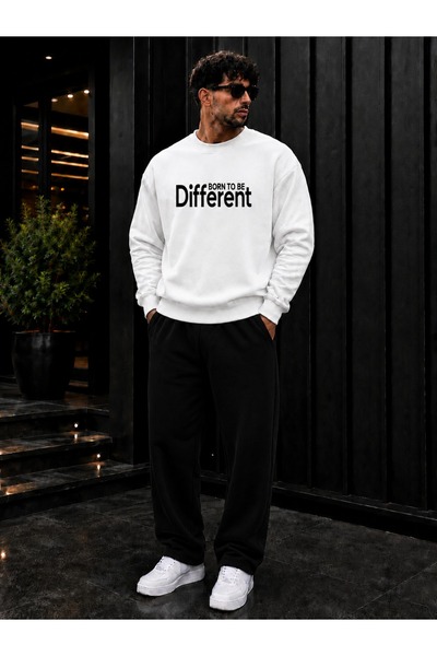 caddekombin Men's Born to Be Different Typography Printed Crew Neck Regular F...