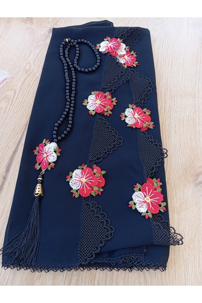 NUMİSTORE Needlework Black Color Prayer Rug with Prayer Beads
