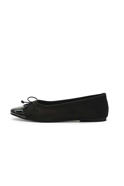 Mio Gusto Black Color Patent Leather Suede Garnished Round Toe Women's Baller...