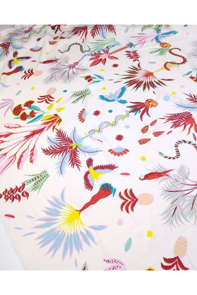 Kumaş Parça Blue Red Green Patterned Viscose Voile Satin Voile Woven Fabric on Cream Background for Shirts & Dresses Width: