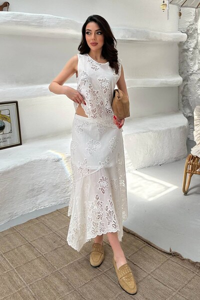 End Black Store White Guipure Embroidered Blouse Skirt Set