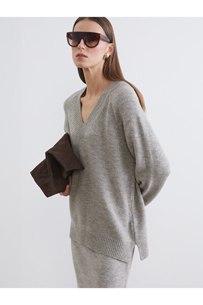 LC Waikiki V-Neck Women's Knitwear Sweater