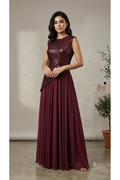 BRATO Glamorous Burgundy Evening Dress with Unique Design