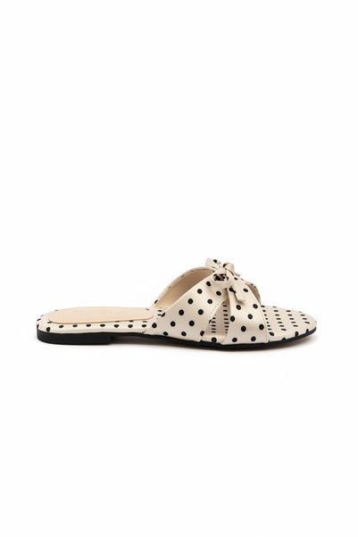 SHOEBELLAS Mioi White Polka Dot Bow Detailed Women's Slippers