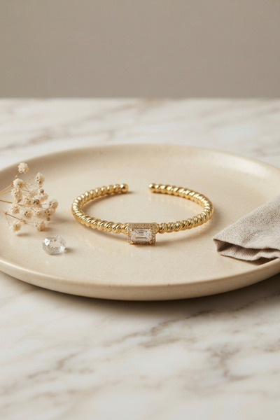Skygo Gold Color Dorika Model Square Zircon Stone Women's Bracelet Tj-Bb8860