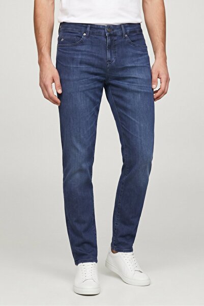 Hugo Boss Boss Men Slim Fit Washed Stretchable Jeans, Navy