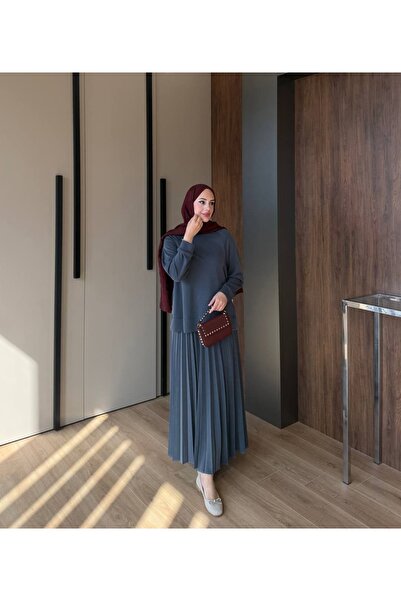 ankanoor بلوزة مع تنورة مطوية طقم بيكيه ANKA261058
