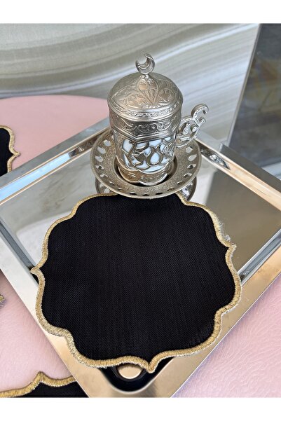Kenarları gold detaylı 6’lı peçetesi