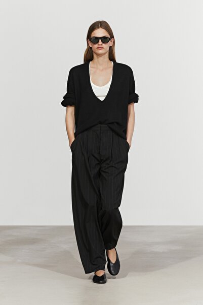 Massimo Dutti İnce çizgili carrot fit pantolon