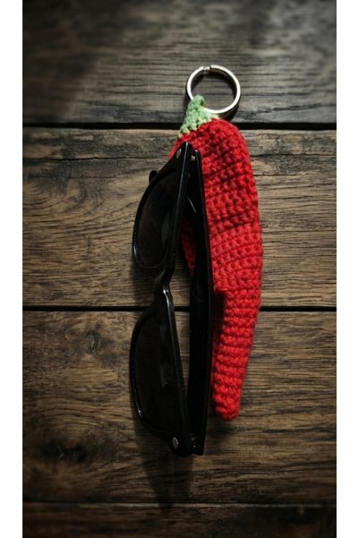 Momsada Red Pepper Glasses Holder Model Hand Knitted Charm