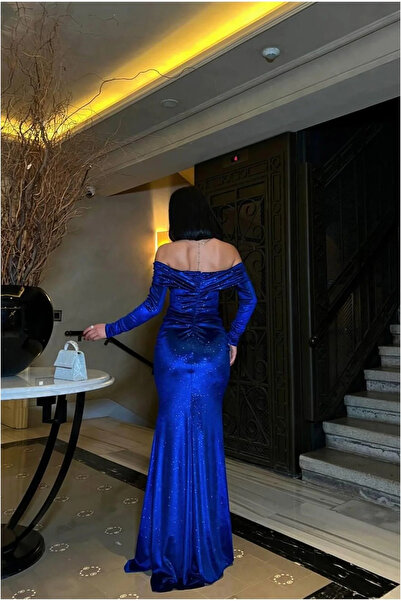 Veraura Lifestyle Women's elegant design velvet turtleneck low-cut evening dress