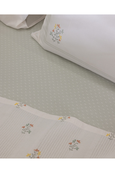 Madame Coco Julienne Double 100% Cotton Karde Printed Pique Bed Sheet Set - Colorful