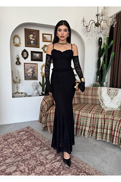YURELİ Kalp Yaka İnce Askılı Peplum Detaylı Dantel İspanyol Kollu Maxi Elbise