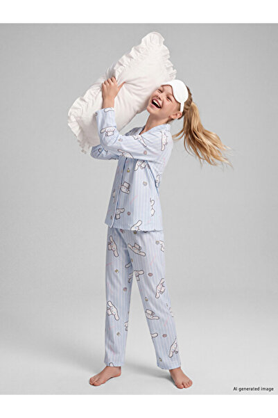 LC Waikiki Rmz Gi̇yi̇m Farkiyla Cinnamoroll Printed Girls' Pajama Set