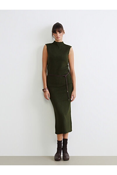 LC Waikiki Quality Pieces from Çelebi Store: Slim Fit Slit Skirt