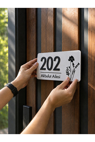 Amorf Design Morfoz Beyaz ve Antrasit Çiçek Desenli Kişiye Özel Kapı İsimliği ve Kapı Numarası – Modern Tasarım 22x10,5 cm