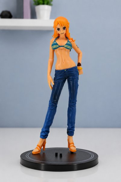 Hunga One Piece Nami Anime Figür 18 cm | Hasır Şapka Korsanı