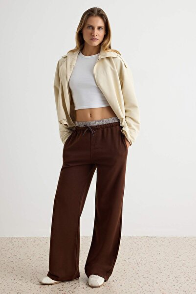 Trendyol Collection Brown Rubber Waist Detailed Straight Fit Knitted Sweatpan...