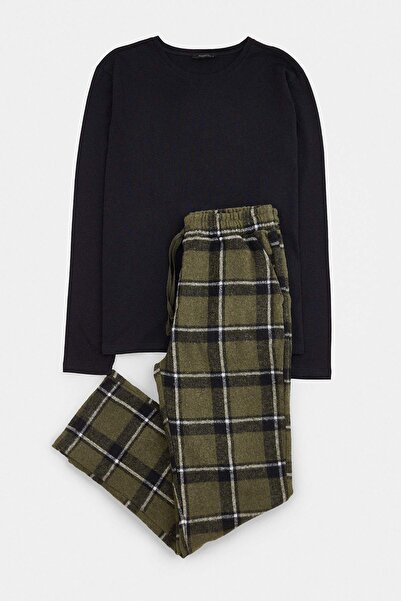 Trendyol Collection Black-Khaki Regular Plaid Top Knitted Bottom Woven Homewe...