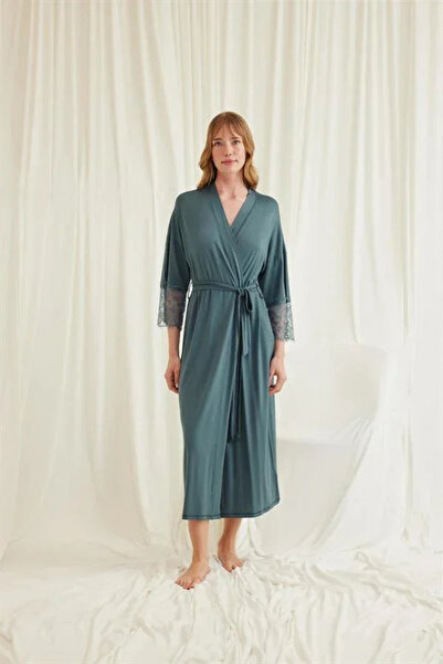 SS HOME CONCEPT Lace and Belted Dressing Gown