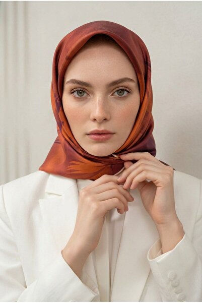Vissona 100% Twill İpek Çiçek Desenli Taba Renkli 90x90 Dikim Şekli : El Diki...