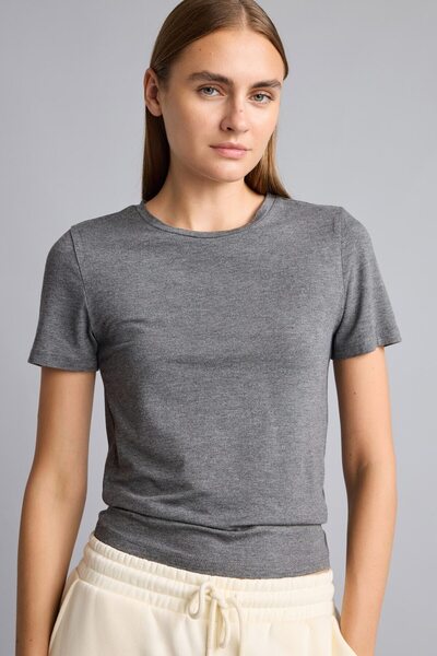 DeFacto Flexible Fabric Basic Short Sleeve T-Shirt G0006Ax26Sm