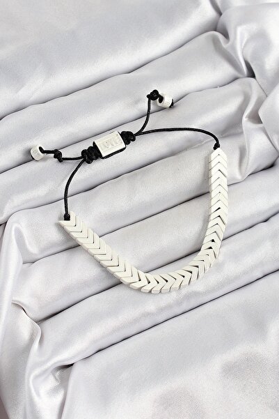 Inure Jewelry White Juju Women's Bracelet with Brass Elevator