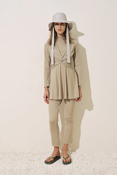 Manuka Knitted Mayo with Knot Detail Green