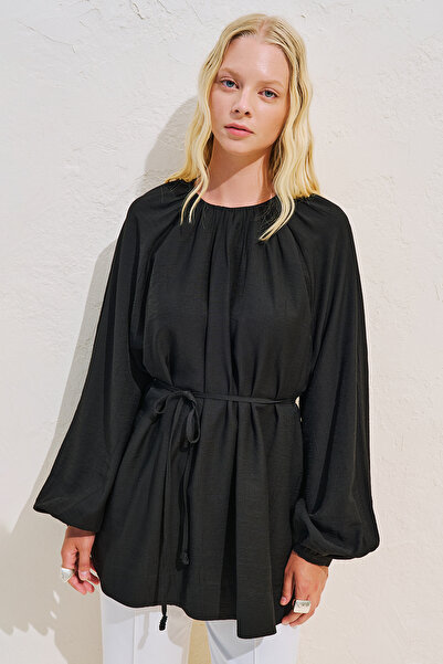 Manuka Textured Balloon Sleeve Draped Tunic Black