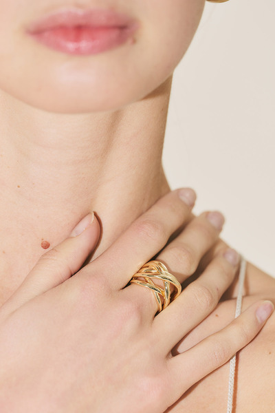 Manuka Line ring gold