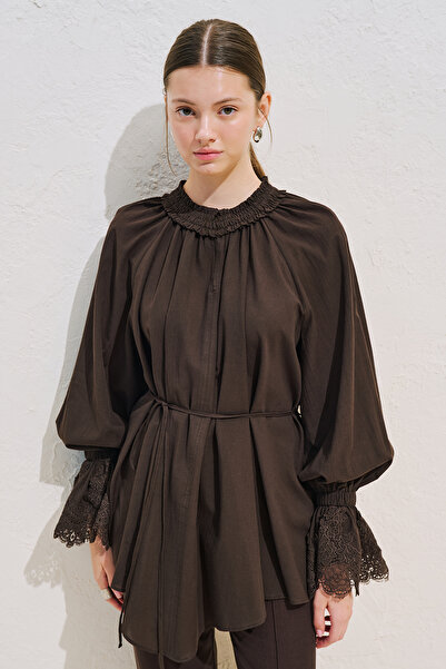 Manuka Lace Sleeves Edition Blouse Dark Brown