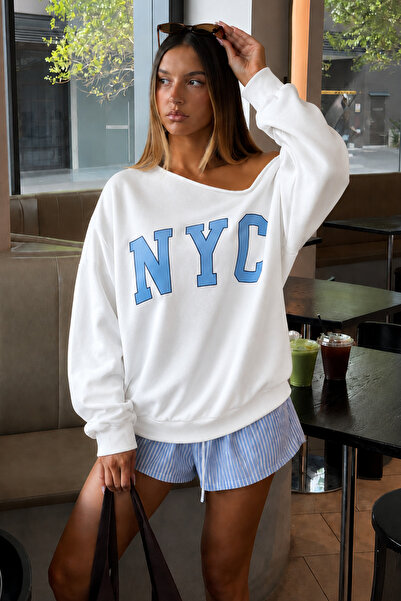 Seeh Beyaz Kayık Yaka Oversize Baskılı Kadın Sweatshirt SH204