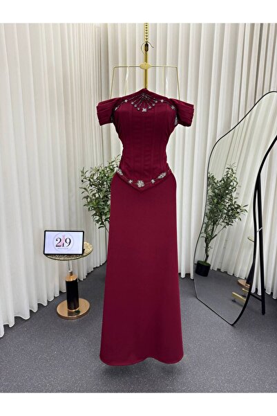 Boutique 219 فستان كريب بورغندي